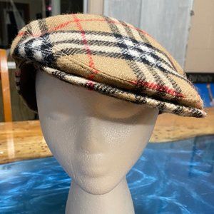 Vintage Burberrys newsboy hat